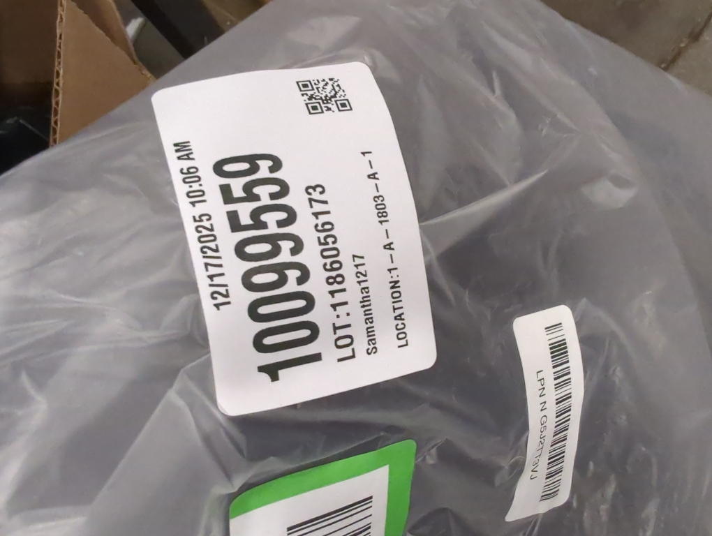 Furhaven 36 Round Calming Donut Dog Bed for Large/Medium Dogs, Refillable w/ Removable Washable Cover, For Dogs Up to 75 lbs - Shaggy Plush Long Faux Fur Donut Bed - Gray, Large