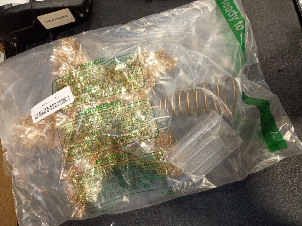 LAWOHO Christmas Tree Topper Star, Vintage Christmas Decor, Mini Shiny Golden 6 Inch Christmas Tree Decoration with 6H Timer, 20 Warm Lights for Xmas Tree, Holiday & Party, Indoor Home