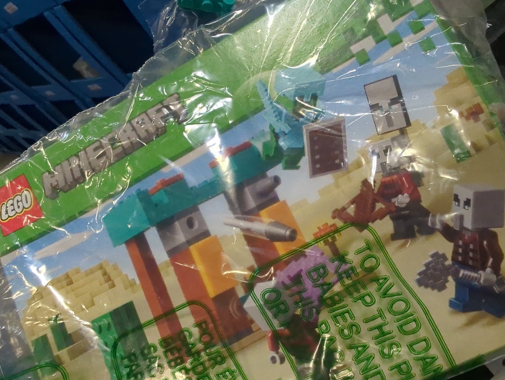 LEGO Minecraft The Illager Desert Patrol 21267 Building Kit (105 Pieces)