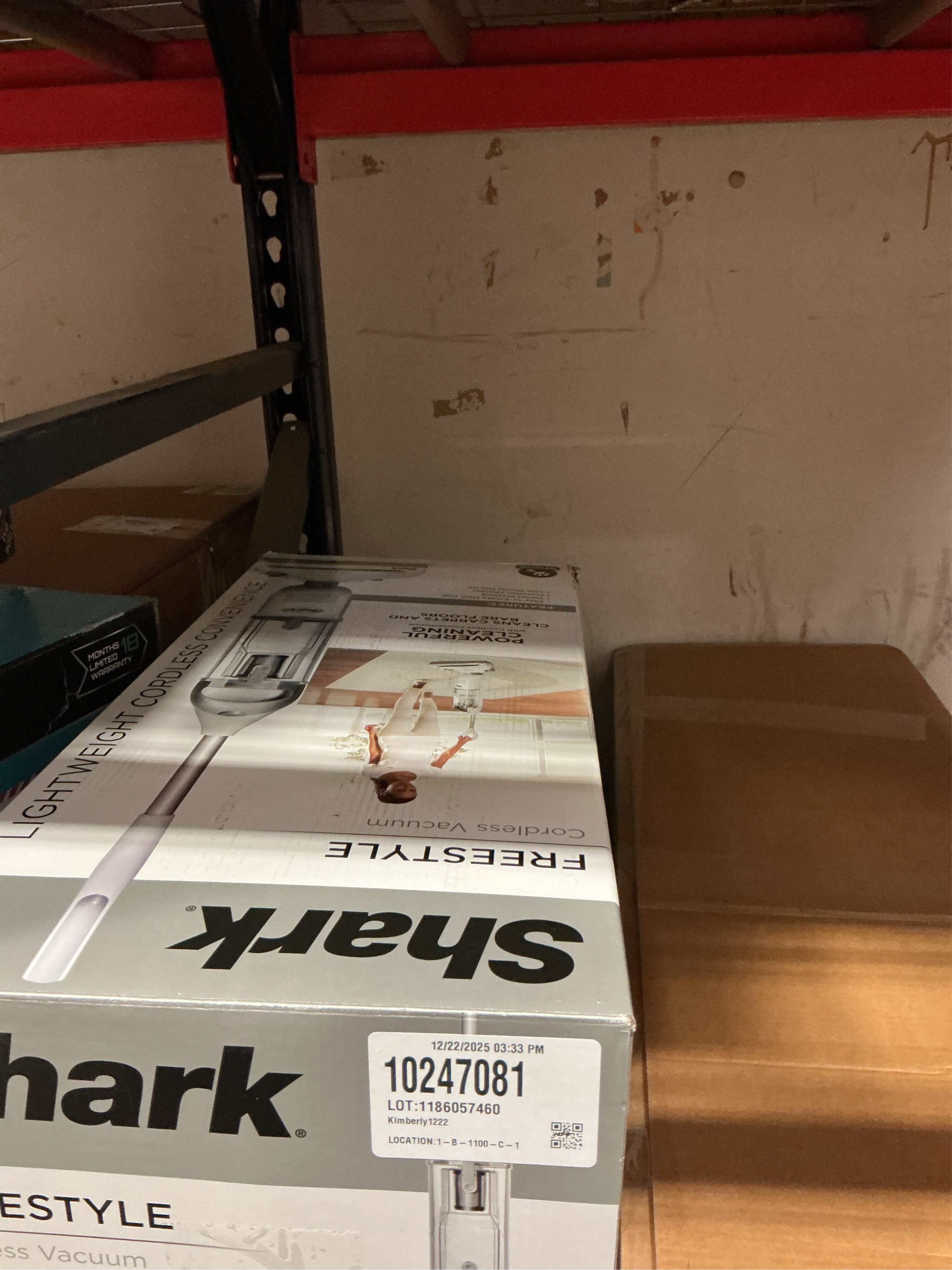 Shark Navigator Freestyle Bagless Cordless Washable Filter Upright Vacuum for Hard Floors and Rugs with XL Dust Cup in White