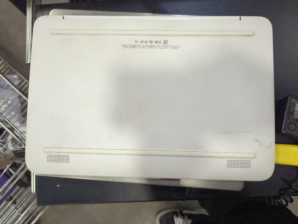 HP Stream Laptop PC - 14 14-ax022nr With Charger