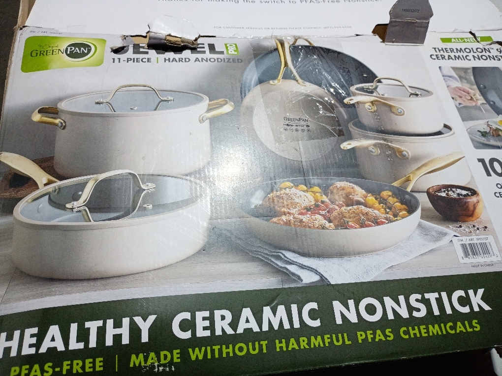 GreenPan 11 Piece Nonstick Swift Cookware Set, Ceramic PFAS-Free Pots & Pans with Lids, Dishwasher & Oven/Broiler Safe to 600F, Kitchen Cooking Set, Sauce, Saute, Stock, Frying Pans, Cream