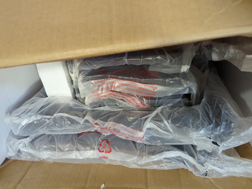 Modern Dining Chairs With Backrest, With Solid Wood Frame, For Dining Room/Living Room (Set of 4)