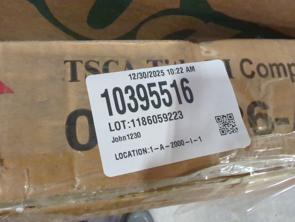 26 in. W x 23.5 in. D Single Basin Vanity Solid Surface Top in Arctic Fall with White Basin