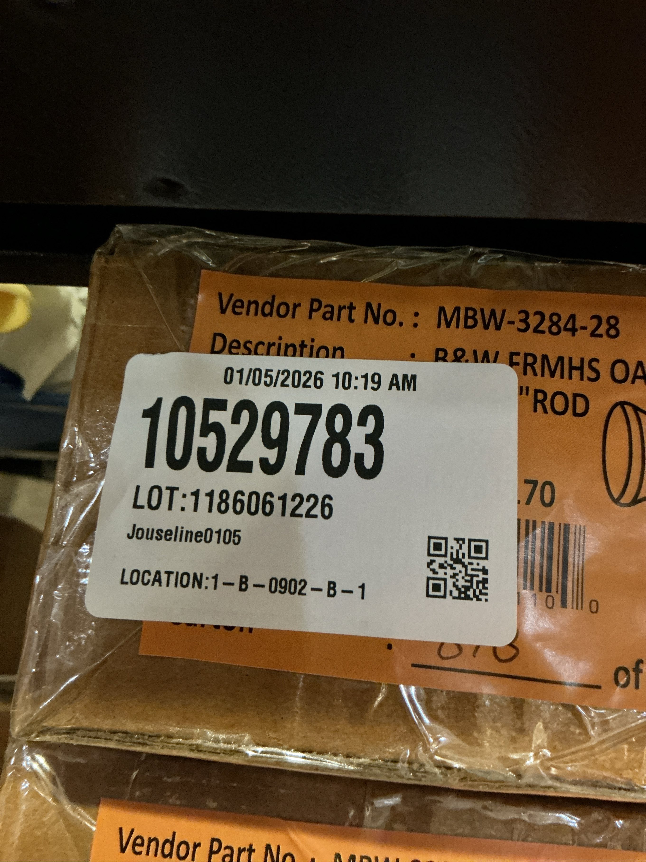 Bee & Willow Selah 28-Inch to 48-Inch Adjustable Curtain Rod Set in Oak