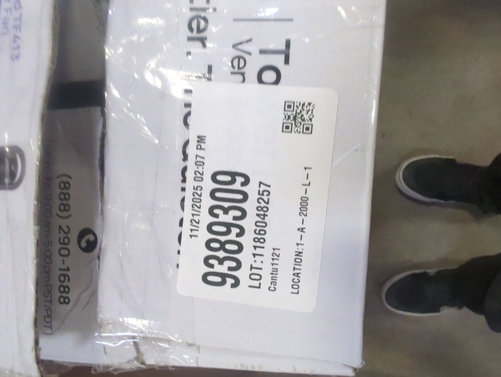 Dreo Nomad 36 Quiet Bladeless Oscillating Tower Fan Black/Silver