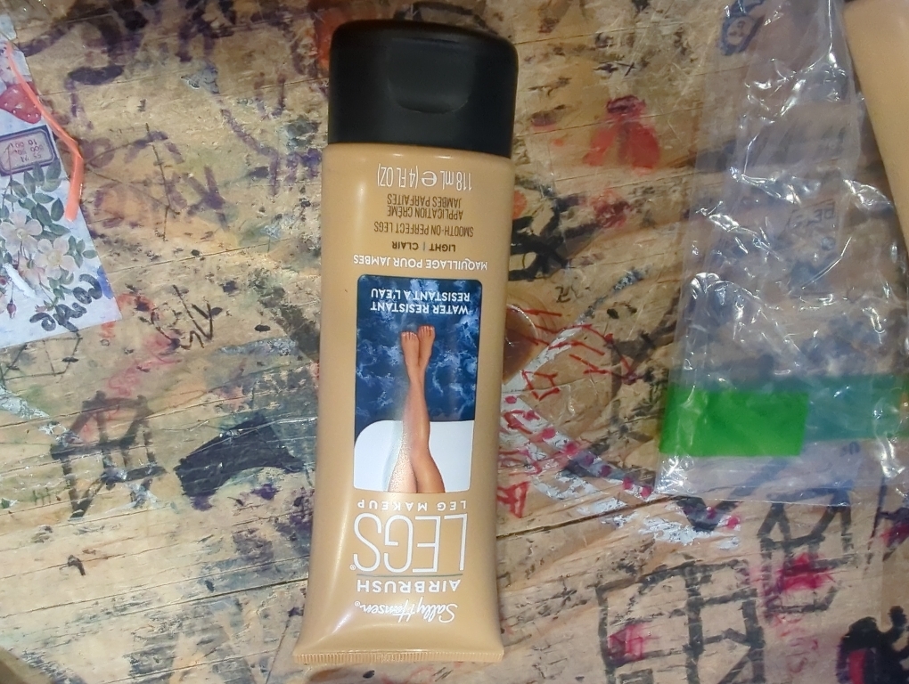 2PACK.....Sally Hansen Airbrush Legs®, Leg Makeup, Medium, Easy Application, Flawless Looking Legs, Water Resistant, Transfer Proof Lotion