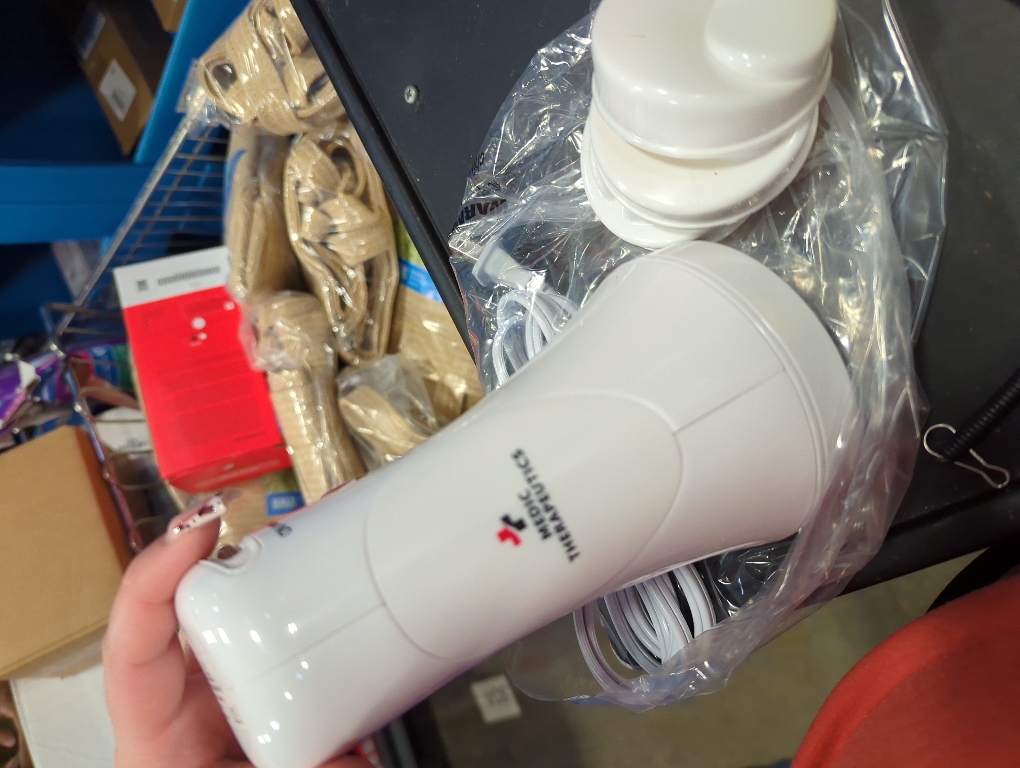 Medic Therapeutics Handheld Sculpting Massager W/ 4 Interchangeable Heads