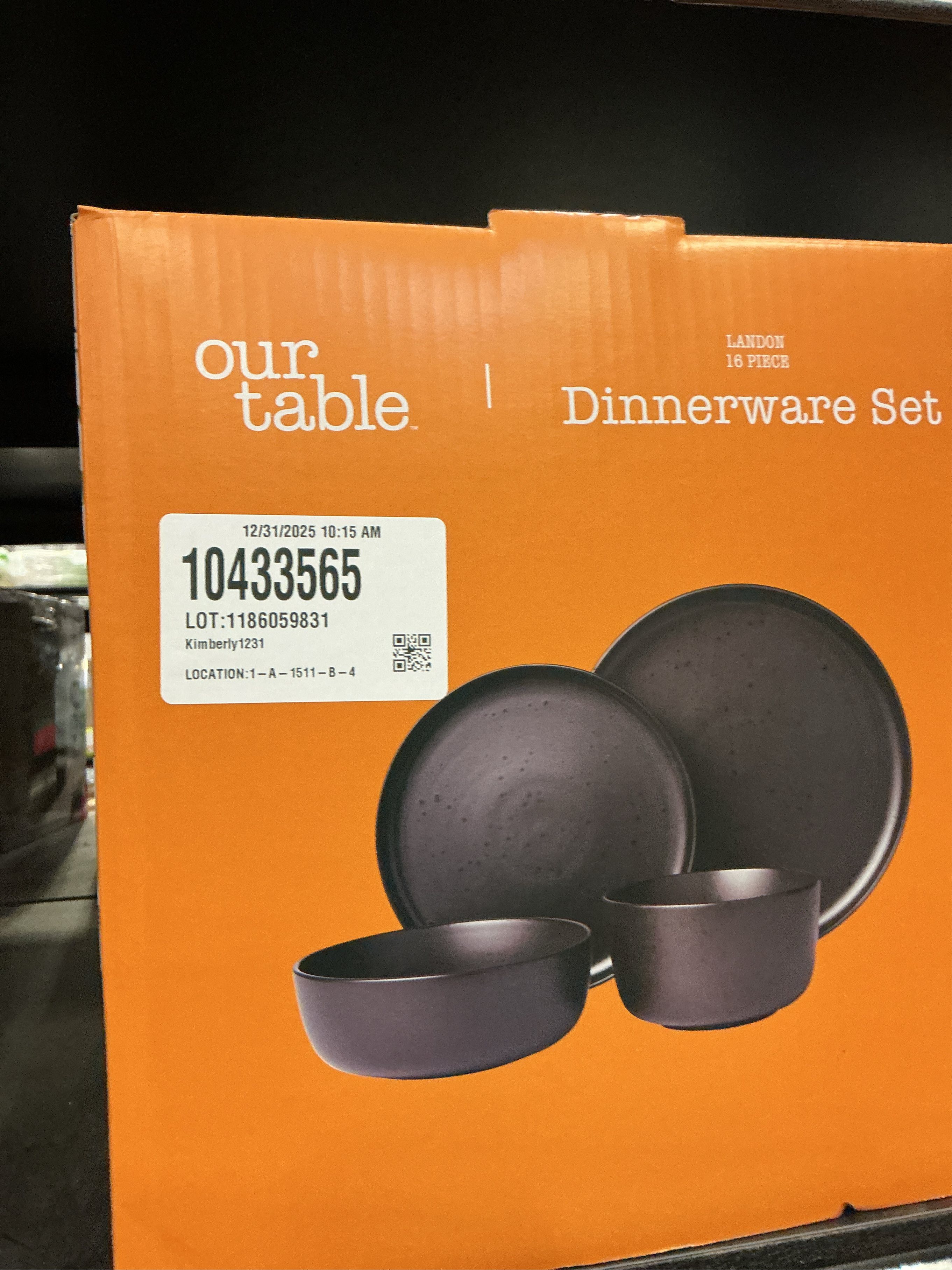 Our Table Landon 16-Piece Dinnerware Set in Pepper