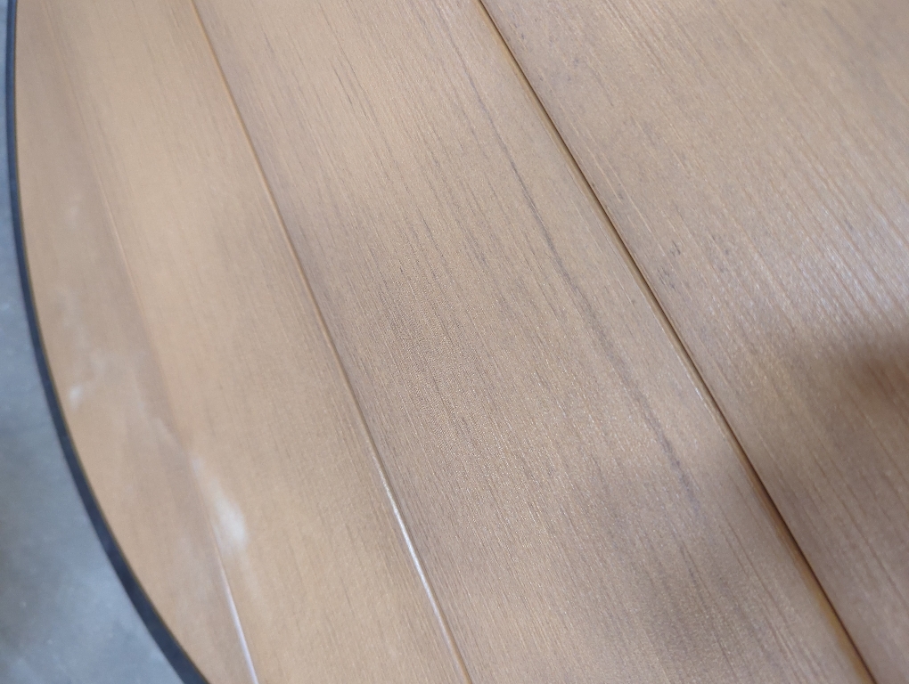 DENKOE Iron Fire Pit Table with Lid, Extra Thick and Heavy Duty Fire Bowl, Deep Round Firepit for Outdoor Bonfire Gatherings, Wood Burning Firepits for Outside Patio, Modern Outdoor Fire Pits