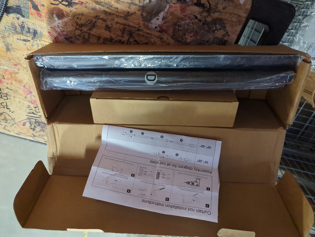 Curtain Rods for Windows 32-90 Inch, 1 Inch Adjustable Black Curtain Rod Set with Brackets, Easy Install