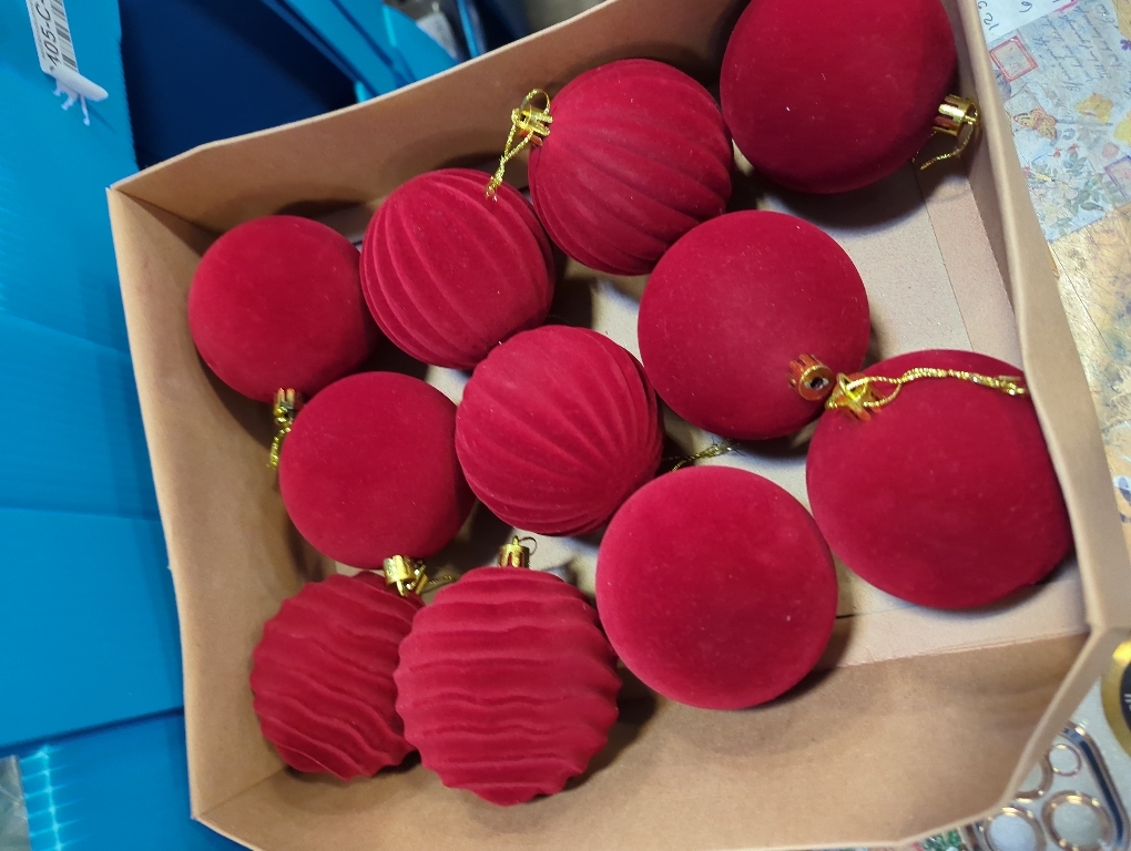 Liliful 12 Pcs Velvet Christmas Ornaments Balls, 4 r(Wine Red)