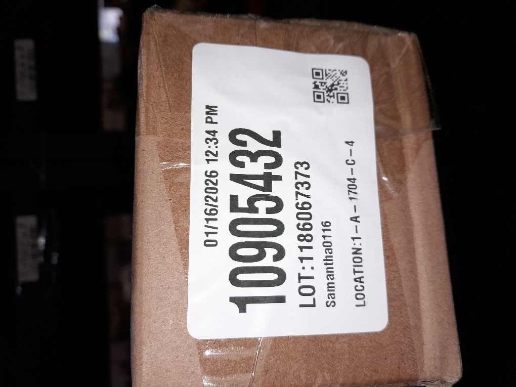 Velener Artificial Outdoor Agave Plants, Light Green Outdoor Faux Plants with Broad Sword-Shaped Leaves, Small Size UV Resistant Fake Agave Plants for Indoor and Outdoor Decor(14 Inch)-2 Pack