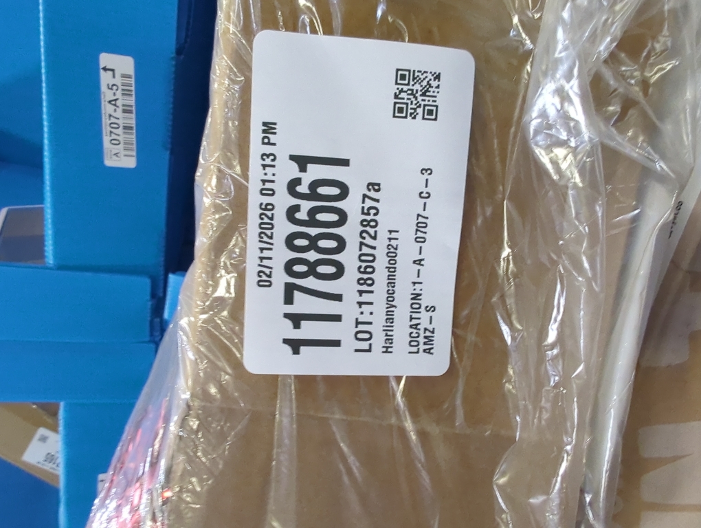 70 Ft Christmas Tinsel Garland Metallic Tinsel Twist Garland Glitter Christmas Tree Hanging Decorations for New Year Party Birthday Holiday Indoor Outdoor Supplies (Red)