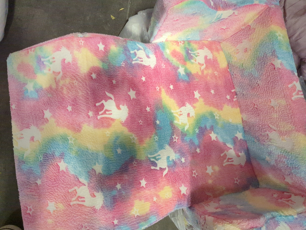 Elevon Wider Seating Toddler Couch, 2-in-1 Sofa Soft Chair for Boys Girls, Flip Open Convertible Sleeper for Playroom, Glowing Rainbow