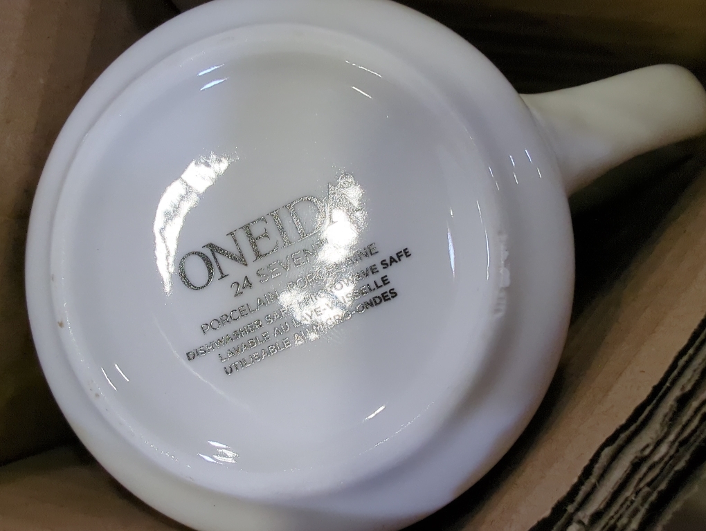 Oneida 24 Seven White 4-pc. Porcelain Mug Set