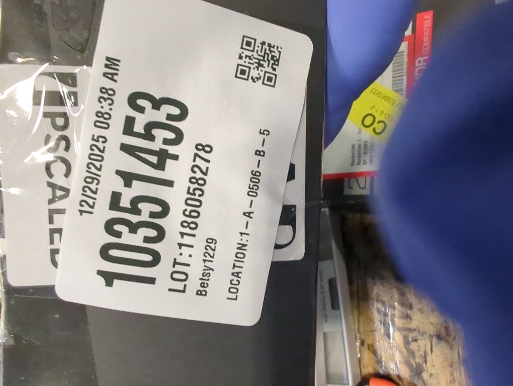 Logitech HD Laptop Webcam C615 with Fold-and-Go Design, 360-Degree Swivel, 1080p Camera