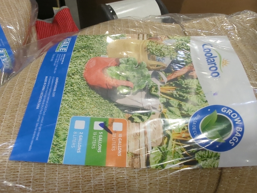 Coolaroo 2-Pack 5 Gallon Heavy Duty Plant/Vegetable/Herb/Fruit Breathable Fabric Grow Planter Pot Bags with Handles, Desert Sand