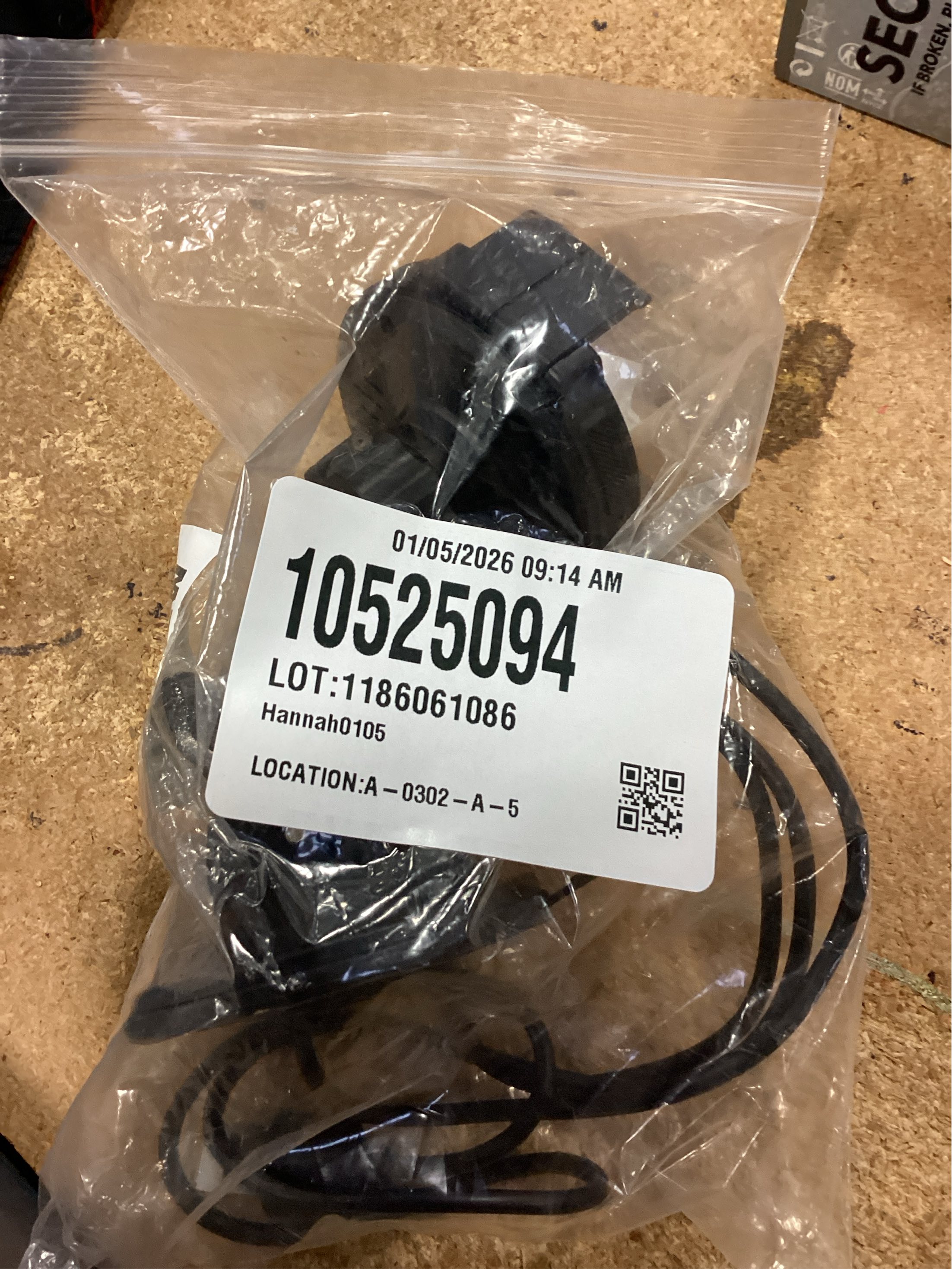 Bracketron BT2-934-2 PwrUp MiT Grip QI Mount Wireless Charging Phone Holder