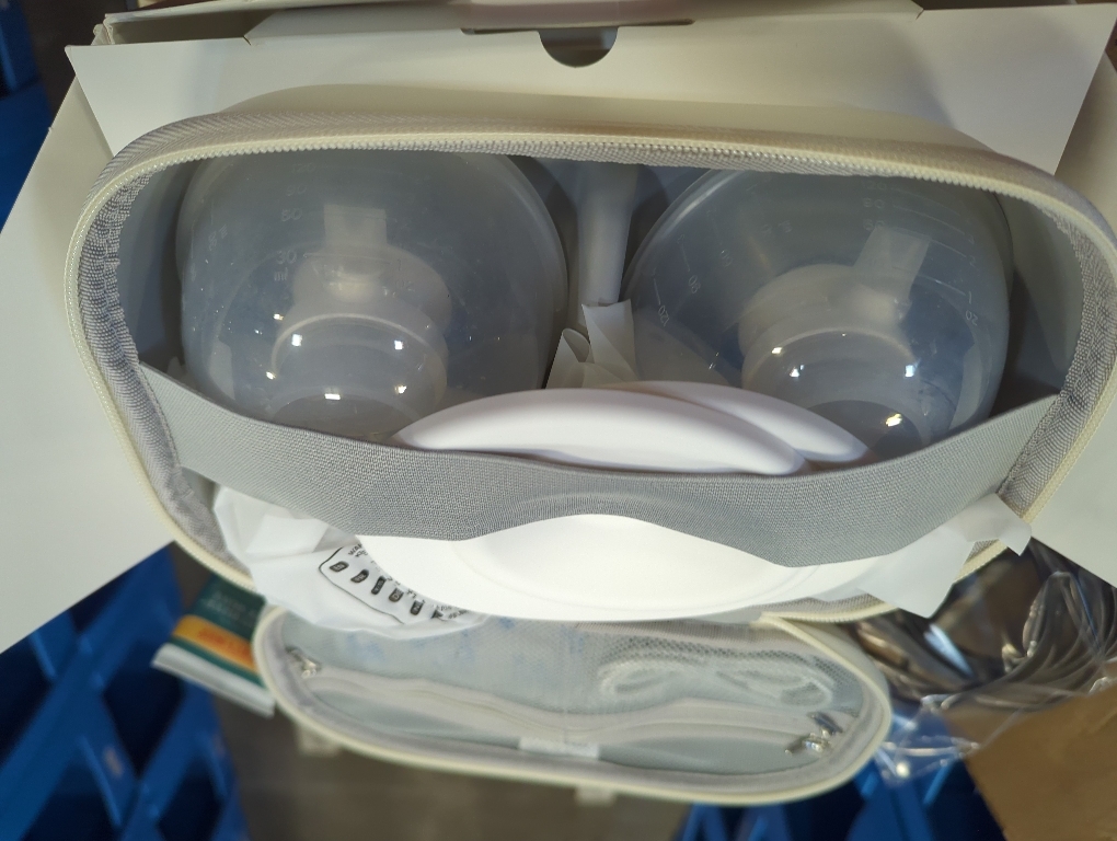 Sarlar Breast Pump Bag Carrying Case for Momcozy & Willow, Use with Hands Free Wearable Breast Pumps for Security/Medela/eufy/Bluefair, Travel Pumping Bag with Nipple Ruler & Removable Tray(Holds 2)