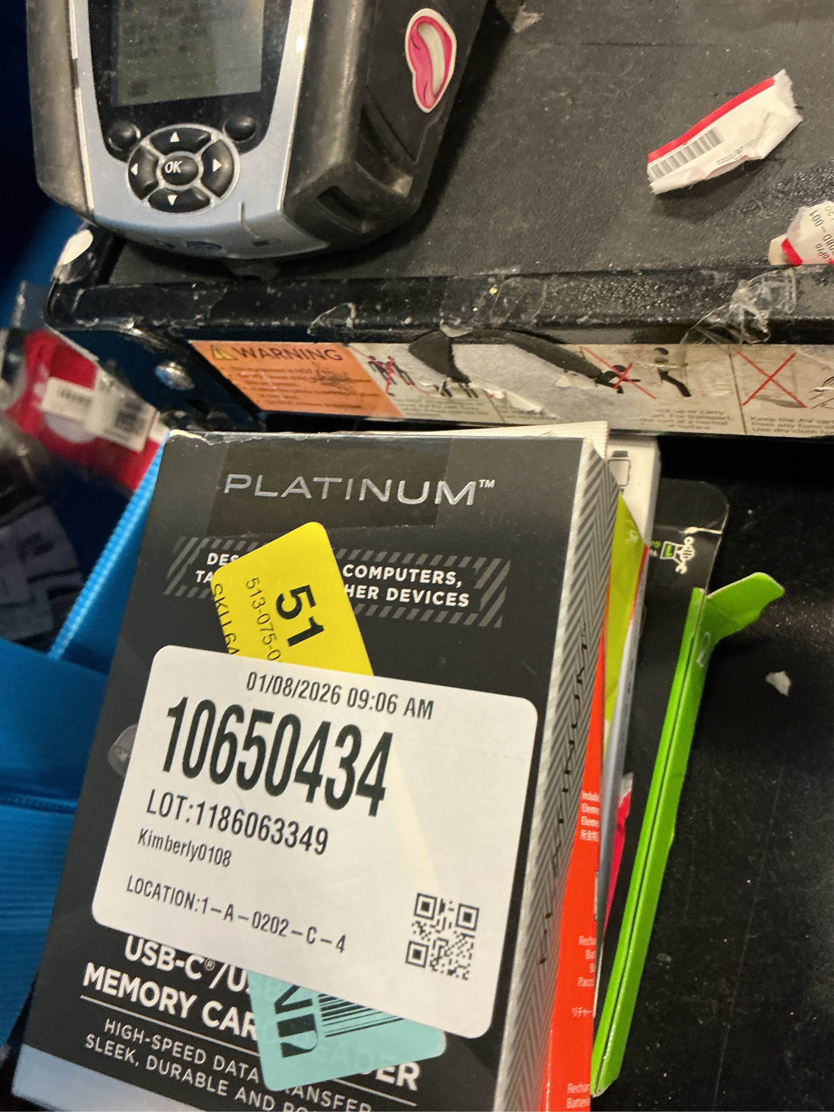 Platinum™ - UHS-I USB-C/USB 3.2 Gen 1 Memory Card Reader - Black