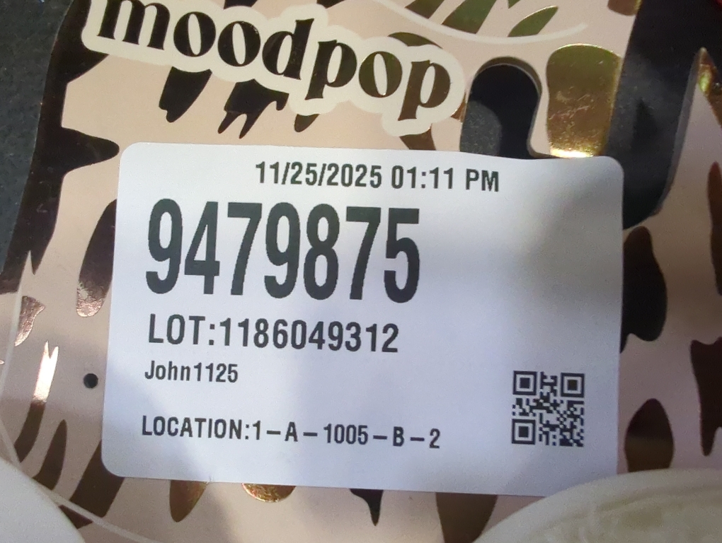 Size S 5/6 Color White ghost cowboy slippers