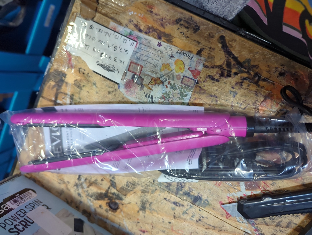 Revlon Easy Heat Precision Hair Flat Iron - 1