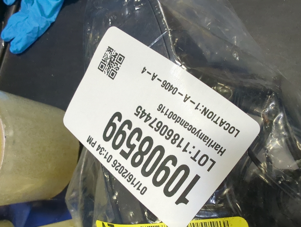 Insignia - NS-HAWHP2 RF Wireless Over-The-Ear Headphones - Black