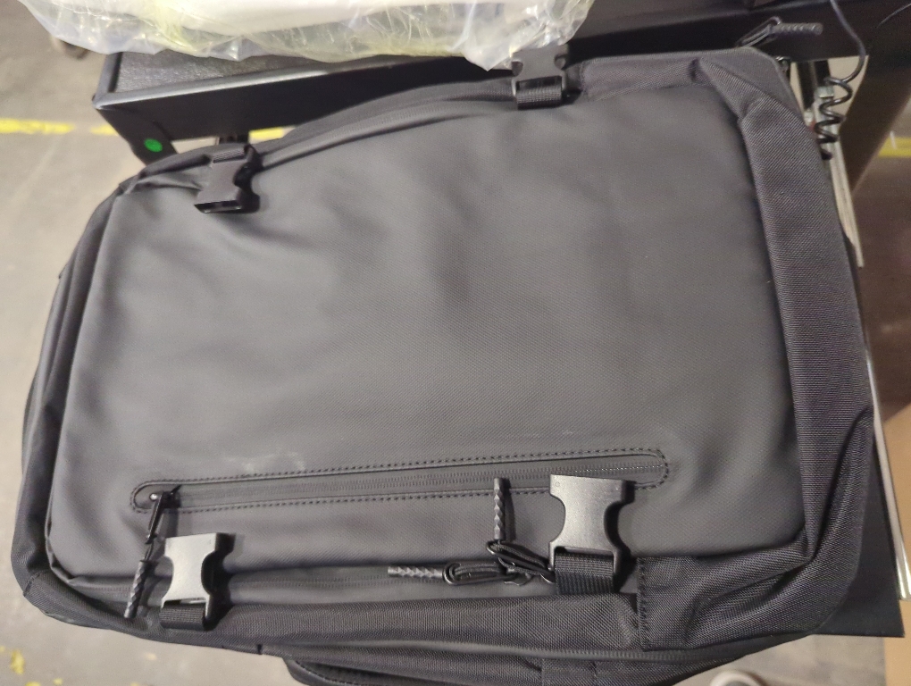 Vacuum backpack travel,vacuum backpack with pump Fit 16 inch Laptop for travel,Water-Resistant,Business,College,Camping (Black)