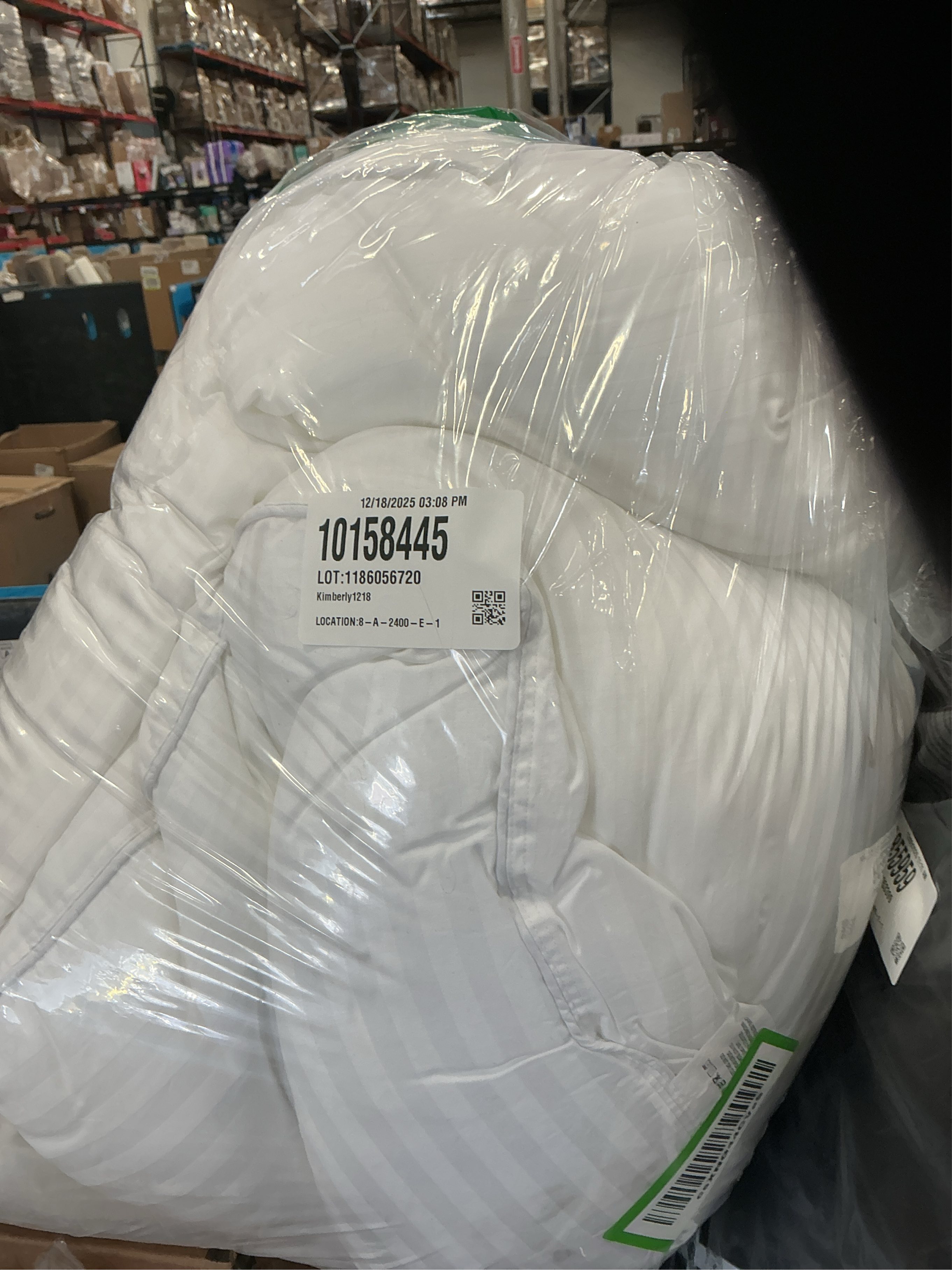 Beckham Hotel Collection Bed Pillows King Size Set of 2 - Down Alternative Pillow for Back, Stomach or Side Sleepers