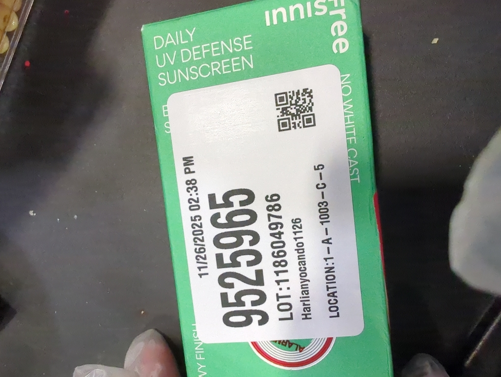 innisfree Daily UV Defense Invisible Broad Spectrum SPF 36 Sunscreen