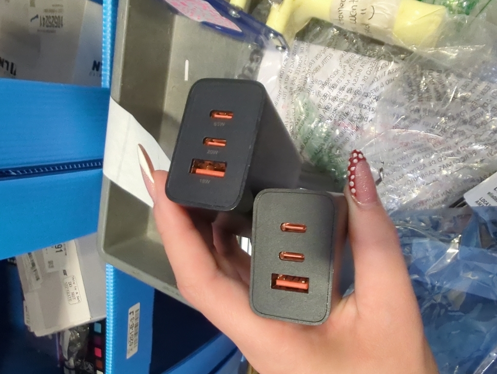 2 PIECES ❗ 65W Laptop and Phone Wall Charger - Promotional Giveaway ...