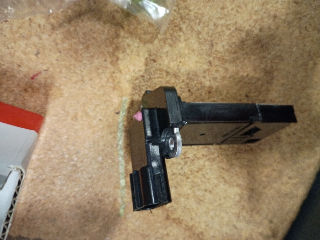 Hitachi MAF0122 Mass Air Flow Sensor