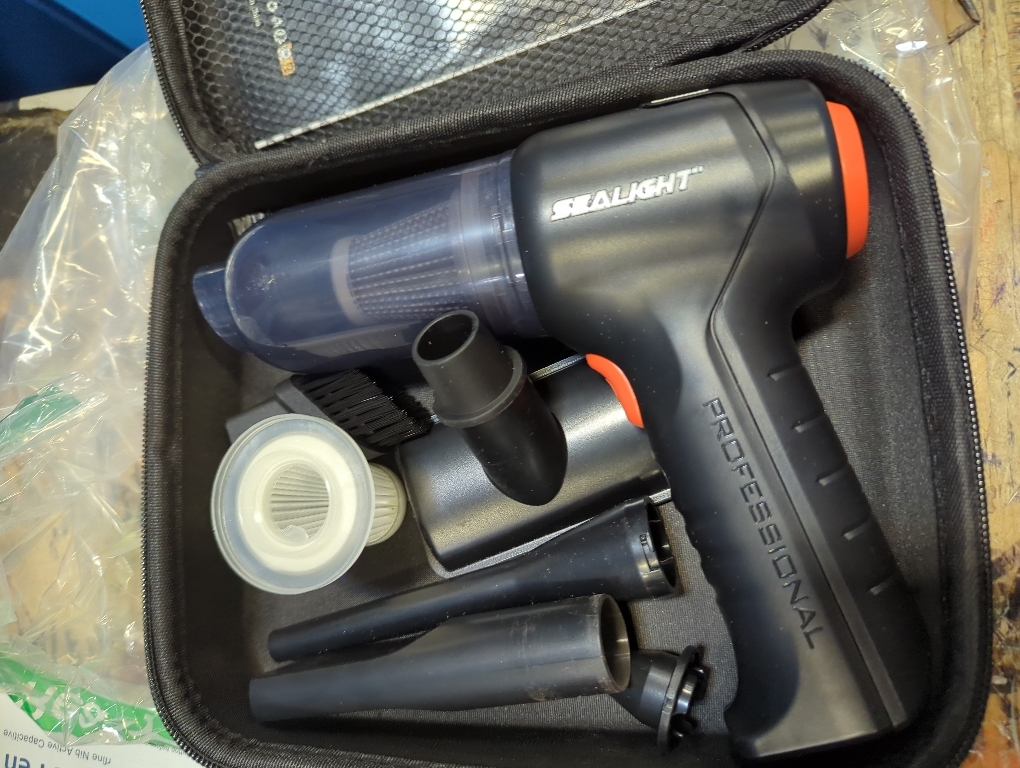 SEALIGHT Mini Car Vacuum Portable Cordless With 13000pa High Power Suction, Lightweight and Compact Handheld Cleaner for Car & Home