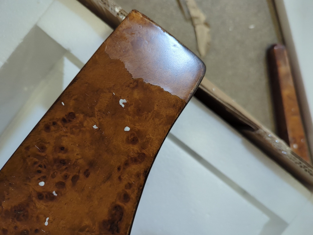 Brown Side Table For Home Entrance
