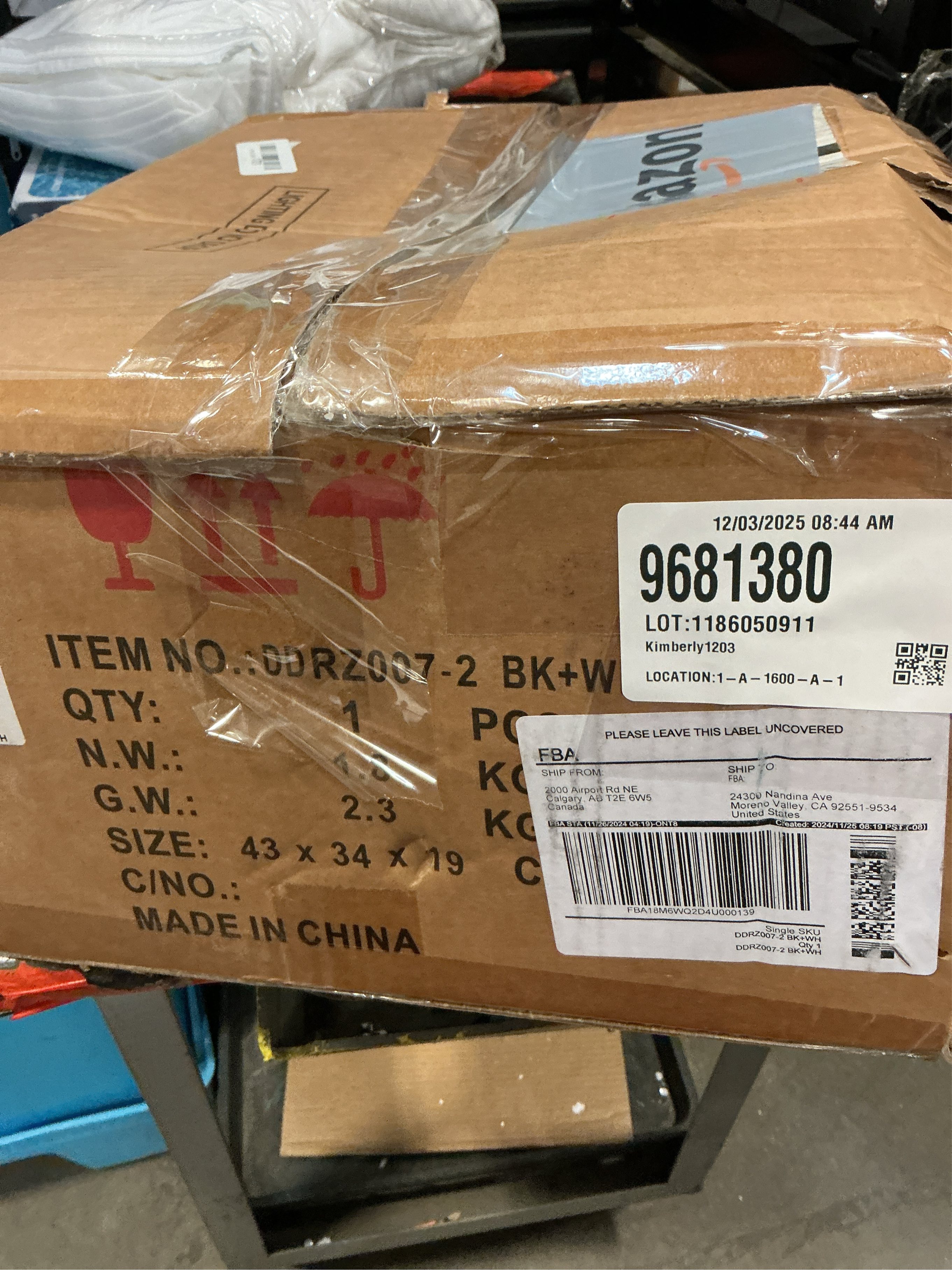 Dusk to Dawn Outdoor Barn Lights, Outdoor Wall Sconces Farmhouse Exterior Wall Mount Light, Vintage Outside Lighting Fixtures, Industrial Black Lanterns for Porch Garage Patio, 2 Pack