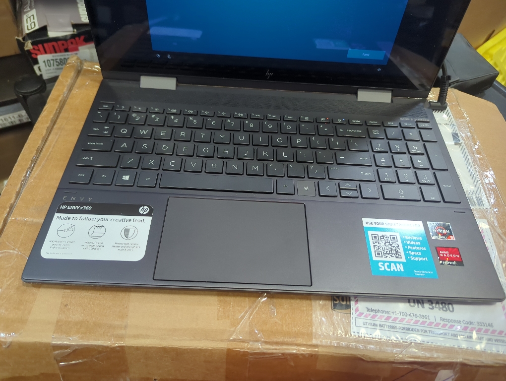 HP ENVY x360 2-in-1 - Laptop 15z-ey000, 15.6