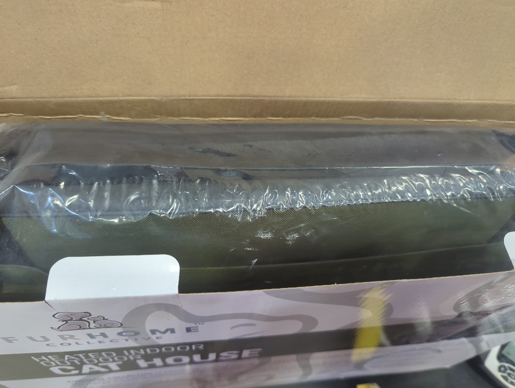 Color Green Heated Cat House for Outside - Cat Houses for Outdoor Cats - Heated Cat House - Outdoor Cat House - Cat Houses for Indoor Cats