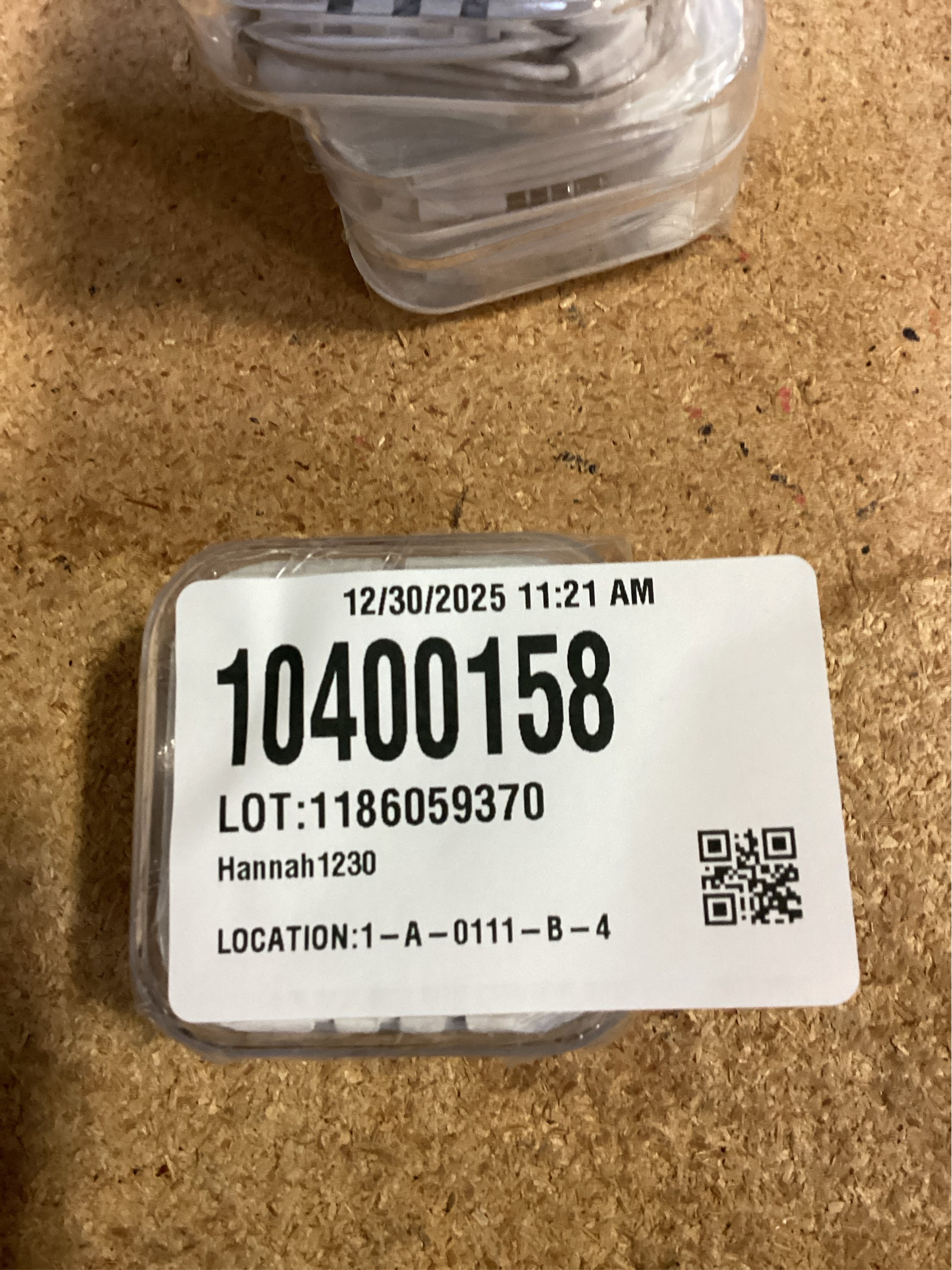 Aux Headphones/Earphones/Earbuds 3.5mm Wired Headphones Noise Isolating Earphones with Built-in Microphone & Volume Control Compatible with Phone 6 SE 5S 4 Pod Pad Samsung/Android MP3 (2 Pack)