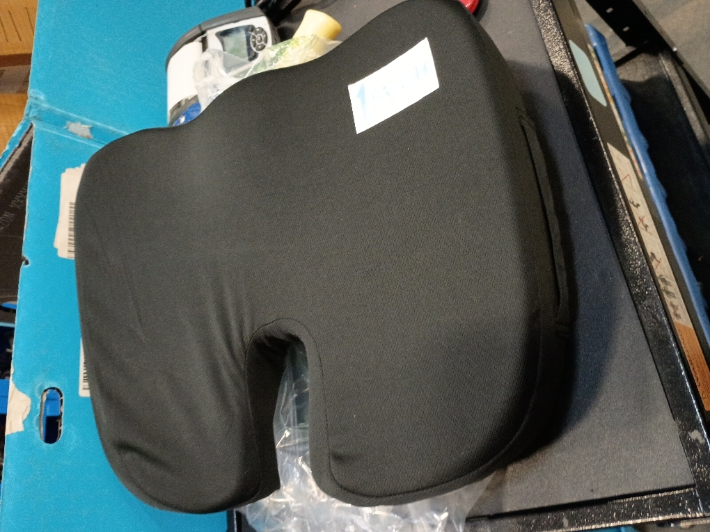 5 STARS UNITED Seat Cushion for Tailbone Pain Relief – Large Memory Foam Cushion for Coccyx, Hip, Sciatica & Post-Surgery Recovery – Wheelchair, Car, Desk, Gaming & Office Chairs, Black, XX-Large