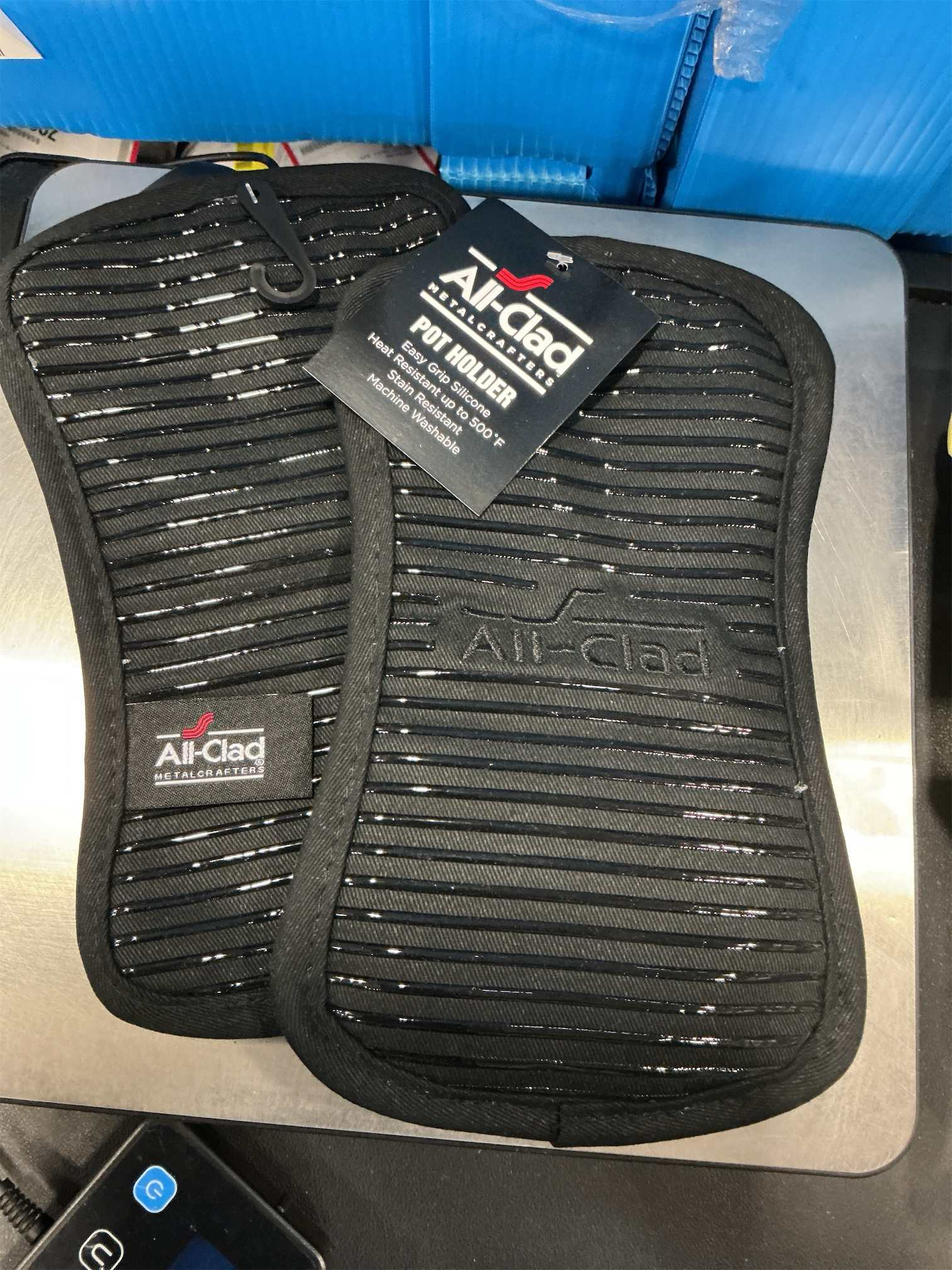 All-Clad Premium Pot Holder & Hot Pad: Heat Resistant to 500 Degrees - 100% Cotton, 10x6.25 Hot Pad for Kitchen and Barbeque, (2-Pack), Black