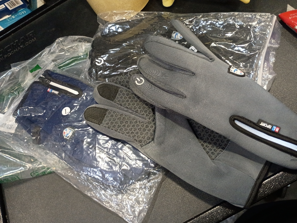 Zhanmai 3 Pairs Winter Warm Gloves Touch Screen Water Repellent Ski Gloves Anti Slip Windproof Thermal for Men Women Running Hiking