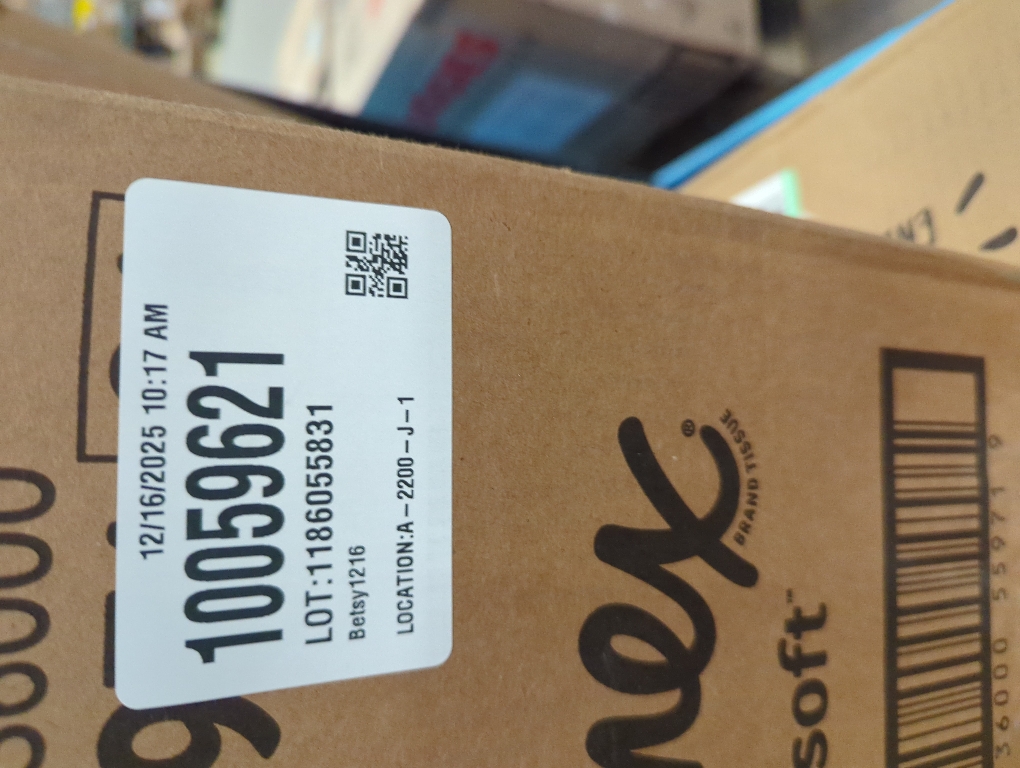 Pañuelos faciales Kleenex Ultra Soft, 7 cajas planas, 80 pañuelos por caja, 3 capas (560 en total), el empaque puede variar