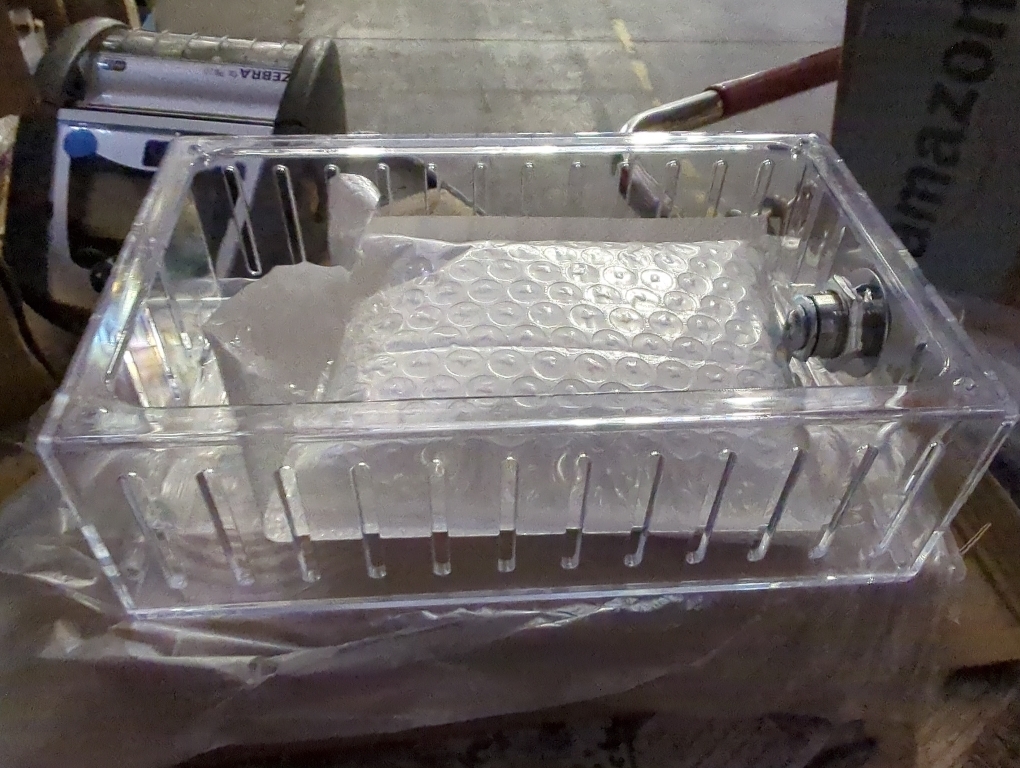 Large Thermostat Guard, Thermostat Lock Box with Key, Clear Thermostat Cover for Thermostat On Wall, 18x10x5 cm, Universal Home Locking Thermostat Guard