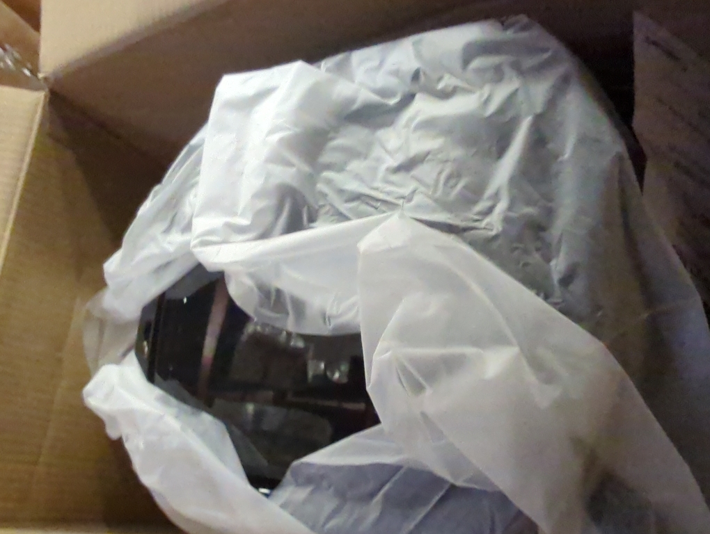 Cuisinart Air Fryer, 4.5-Quart Basket Fryer with 4 Cooking Functions to Air Fry, Roast, Bake, and Keep Warm, 4 Airfryer Presets, Dishwasher-Safe Parts, AIR-160NAS, Stainless Steel & Black