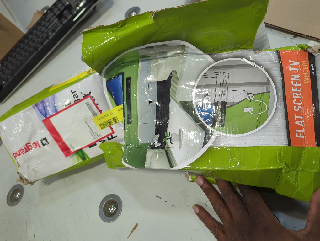 Legrand Wiremold WMC801 In Wall TV Power and Soundbar Grommet Kit, Cable Management Kit, Mounting Brackets and Hole Saw Included, White (1 Pair)