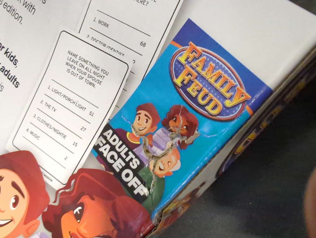 Family Feud Kids vs Adults Game: Party Board for 3  Players, Imagination Gaming Inc., Money Concepts, 30 Min Play