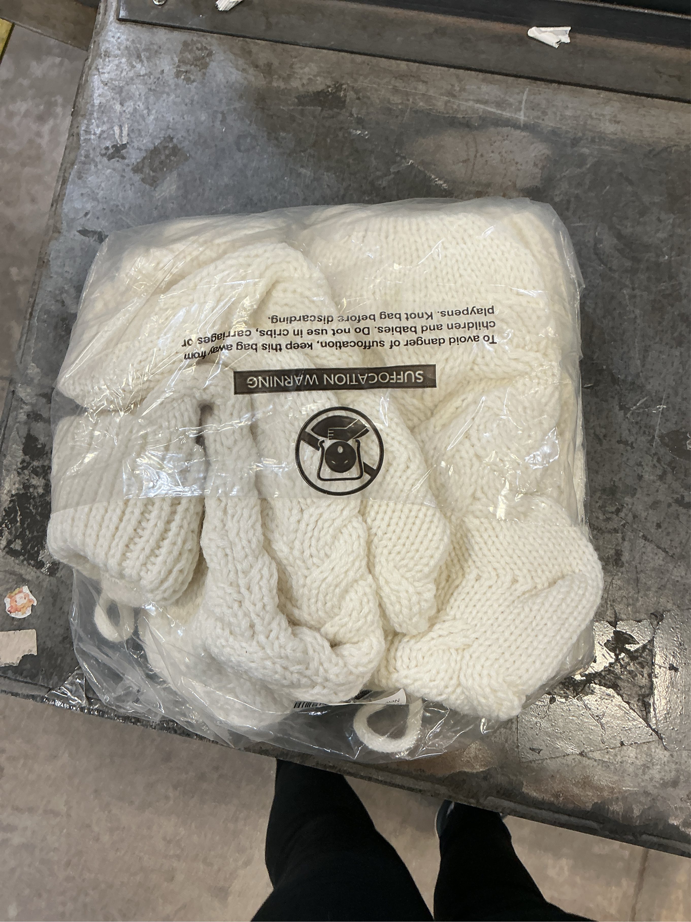 18 Inches Christmas Stockings Knit Xmas Stockings Large Fireplace Hanging Stockings for Family Christmas Decoration (Ivory, 4)