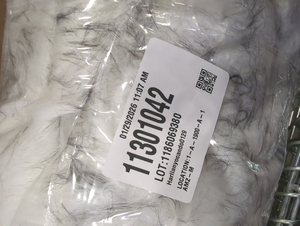 White and Grey Faux Shaggy Fur Rug for Living Room Plush Washable Sheepskin Fur Area Rugs 3x5 Nursery Rug