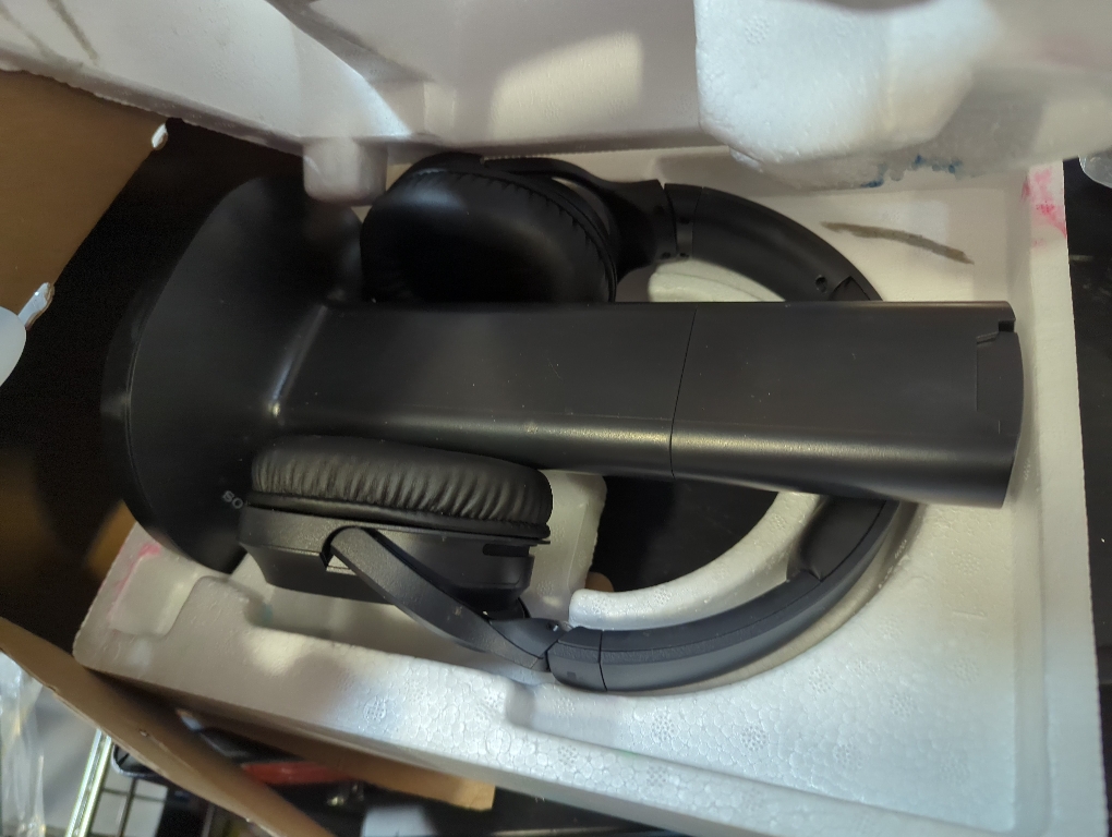 Sony Home theater Over The Ear Wireless Noise Canceling Headphones